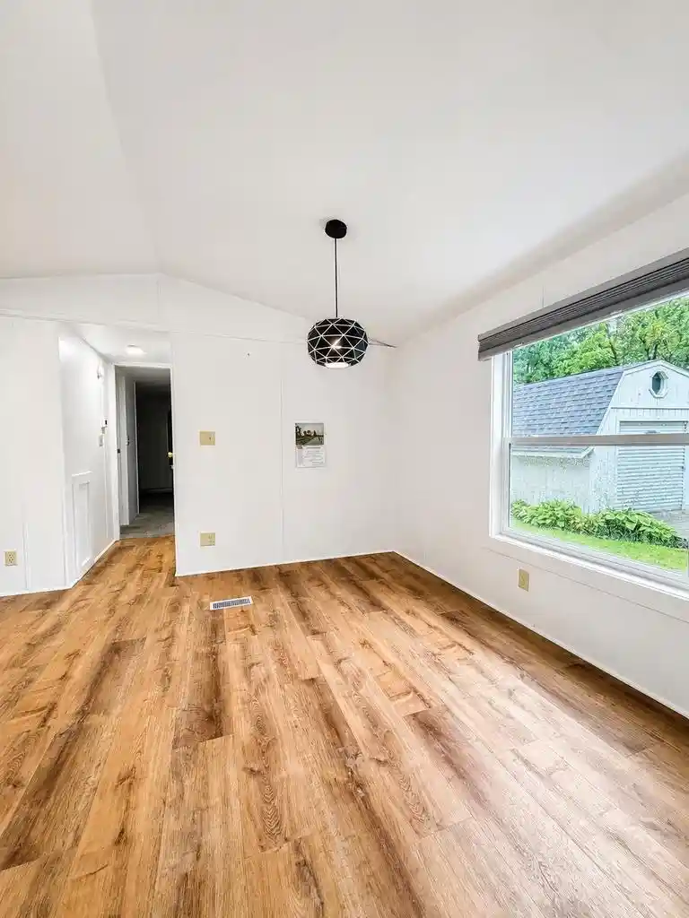 Photo 3 of Single family home for sale at 119 Oak Park Dr, Menasha, WI 54952 | MLS# 2032009 | Listing updated on 2026-09-04