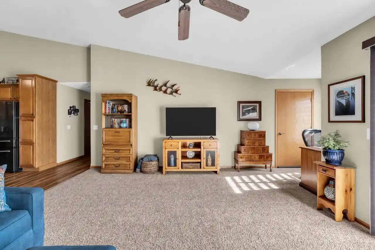 Listing Photo 4 - Condo for sale in building located at 1734 Parkstone Ter, Mount Pleasant, WI 53406 - Unit #74