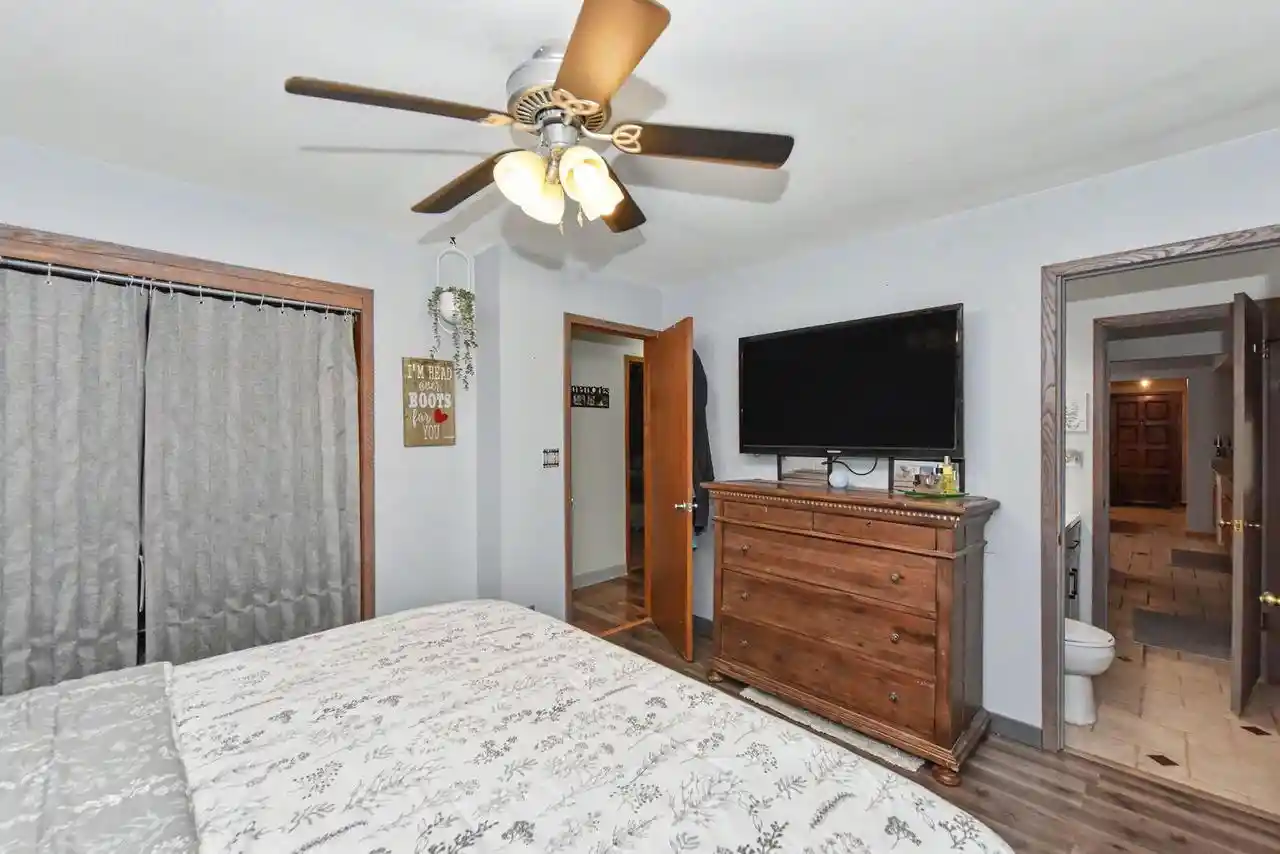 Photo 4 of Single family home for sale at 5721 67th Street, Kenosha, WI 53142 | MLS# 1979213 | Listing updated on 2026-09-15