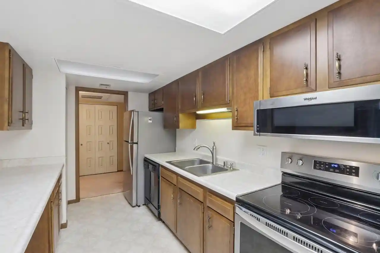 Listing Photo 5 - Condo for sale in building located at 6302 Mineral Pt Rd, Madison, WI 53705 - Unit #213