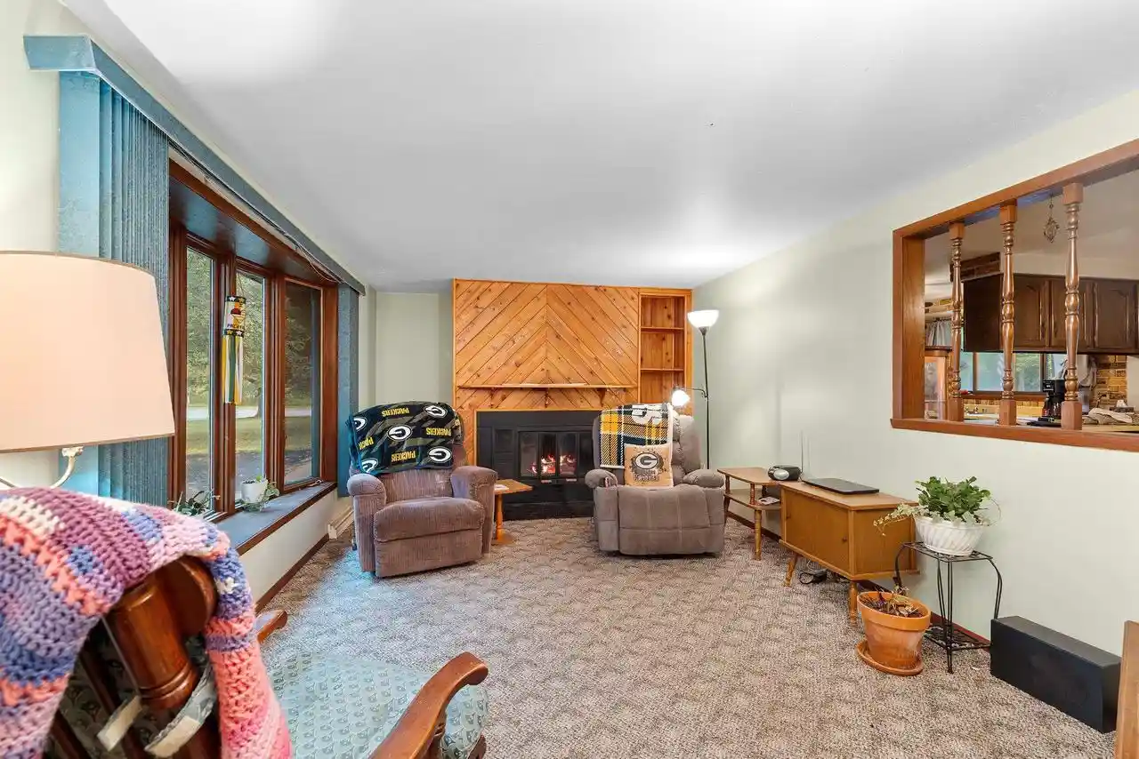 Photo 2 of Single family home for sale at 104 Crestwood Ct, Shawano, WI 54166 | MLS# 50332168 | Listing updated on 2026-09-04