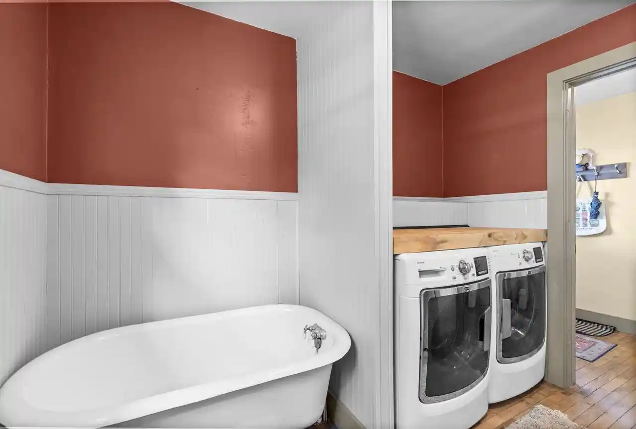 Photo 3 of Single family home for sale at N3328 Meade St, Appleton, WI 54913 | MLS# 50332167 | Listing updated on 2026-09-07