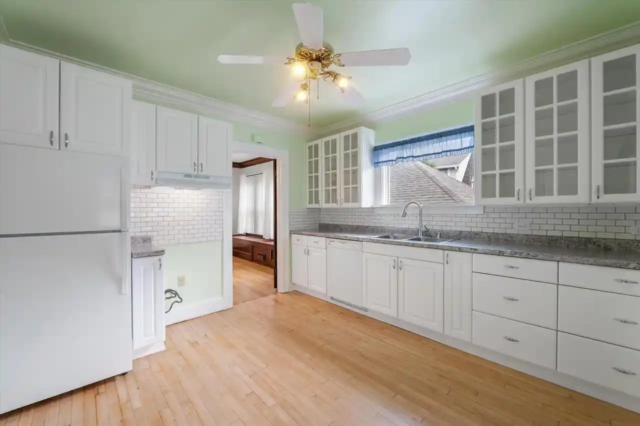 Photo 3 of Single family home for sale at 3709 Haven Ave, Racine, WI 53405 | MLS# 1979216 | Listing updated on 2026-09-08