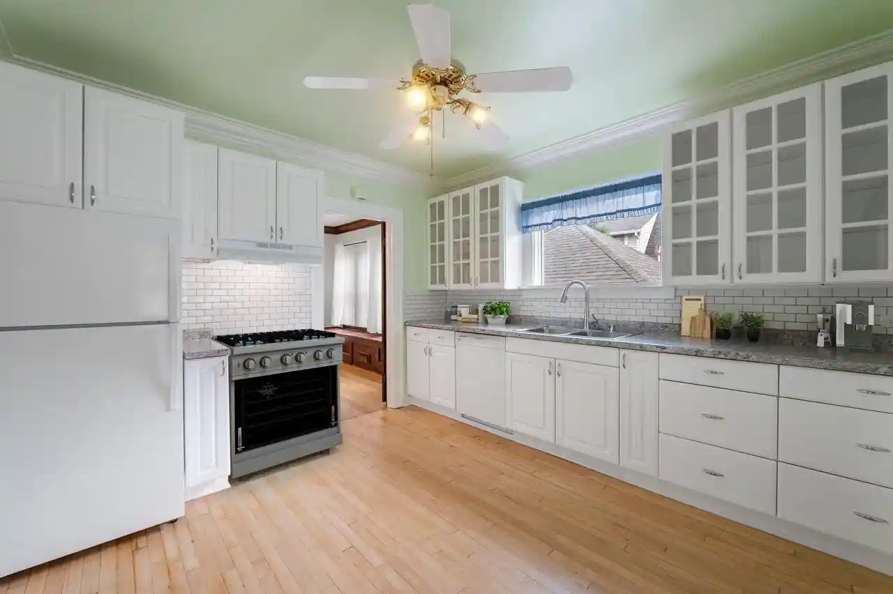 Photo 4 of Single family home for sale at 3709 Haven Ave, Racine, WI 53405 | MLS# 1979216 | Listing updated on 2026-09-08