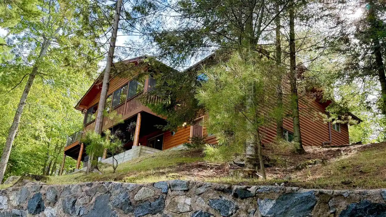 Photo 1 of Single family home for sale at 5545 Mohawk Shrs Dr, Rhinelander, WI 54501 | MLS# 2032018 | Listing updated on 2026-09-04