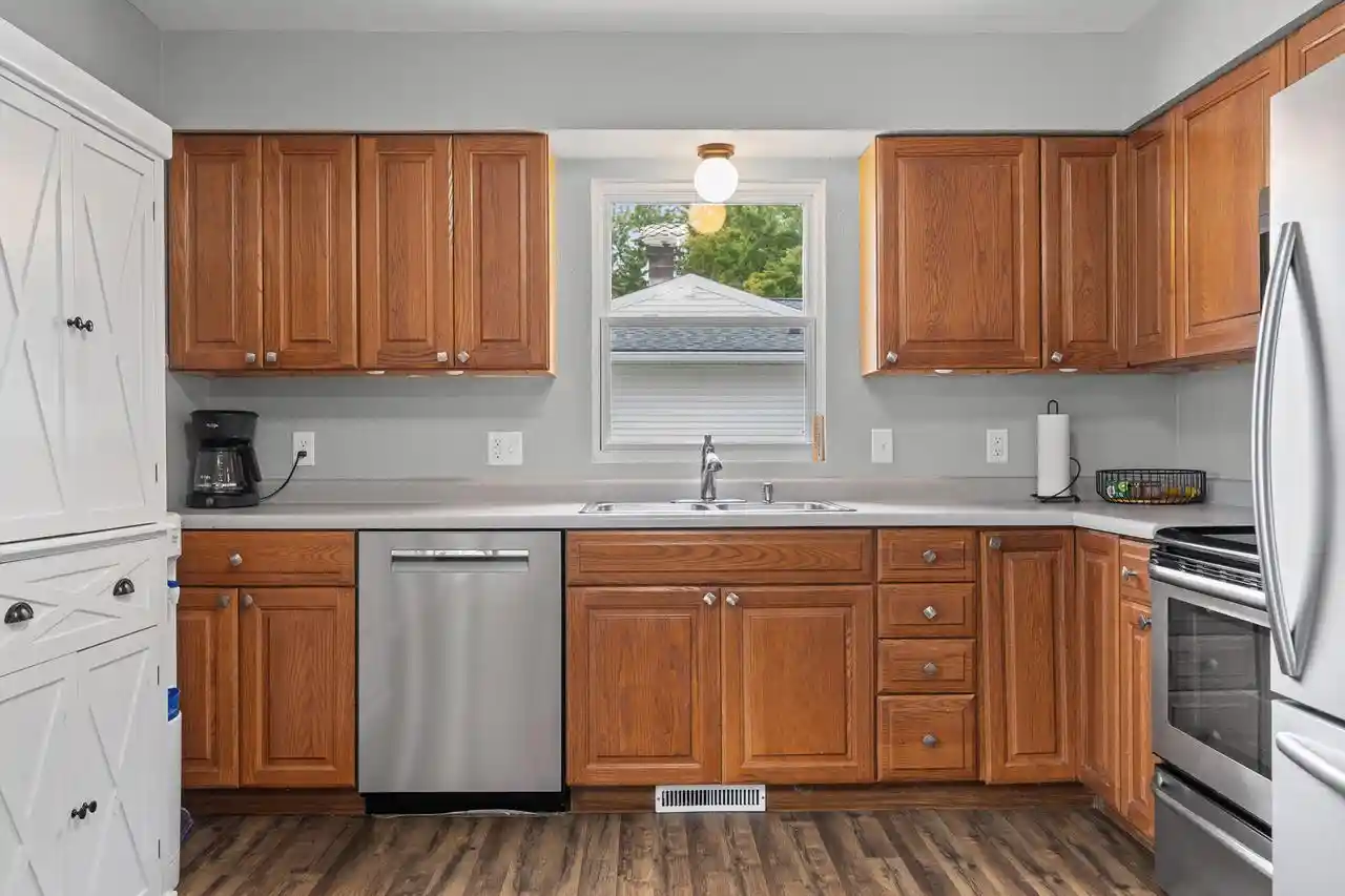 Photo 3 of Sale Pending at 2531 Is Park Rd, La Crosse, WI 54603 | MLS# 1979215 | Listing updated on 2026-09-08