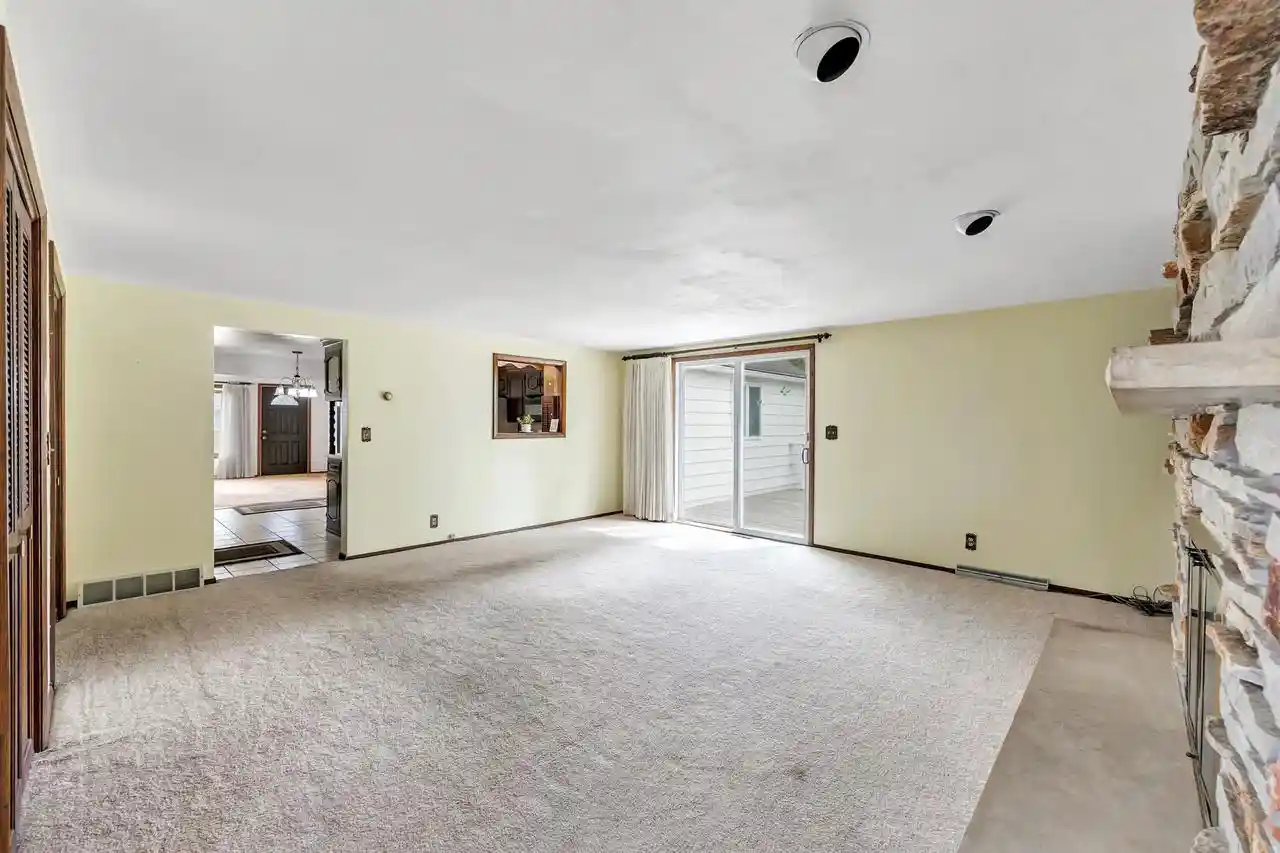 Photo 2 of Single family home for sale at 131 Johnson St, Pulaski, WI 54162 | MLS# 50332185 | Listing updated on 2026-09-18