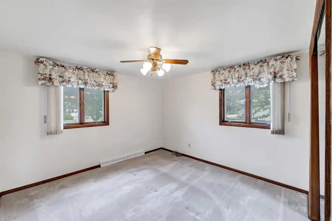 Photo 3 of Single family home for sale at 131 Johnson St, Pulaski, WI 54162 | MLS# 50332185 | Listing updated on 2026-09-18