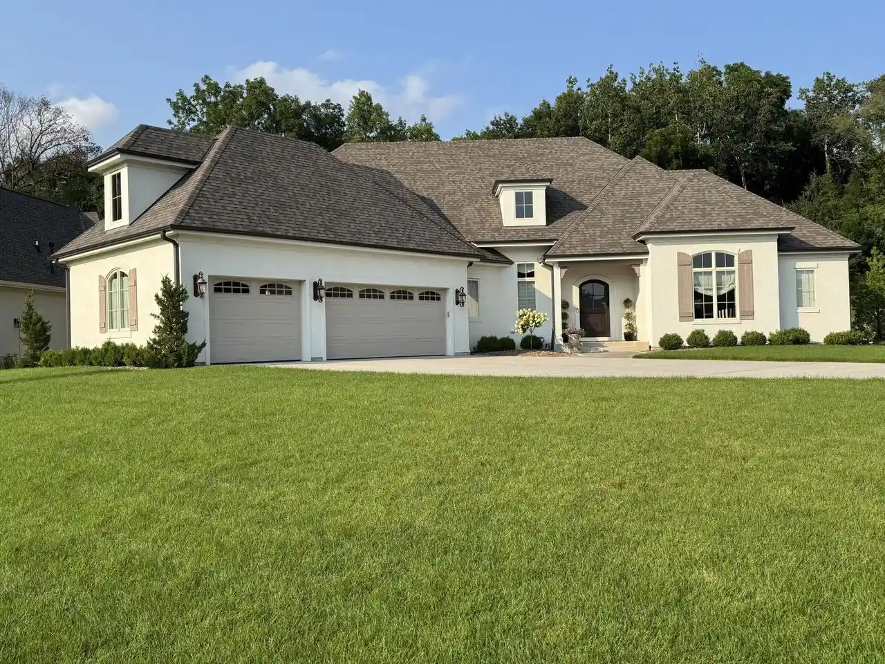 Photo 1 of Single family home for sale at 1620 Yardley Ct, Oconomowoc, WI 53066 | MLS# 1979221 | Listing updated on 2026-09-21