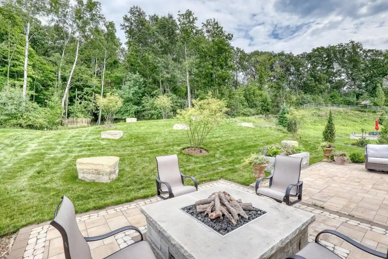 Photo 4 of Single family home for sale at 1620 Yardley Ct, Oconomowoc, WI 53066 | MLS# 1979221 | Listing updated on 2026-09-21
