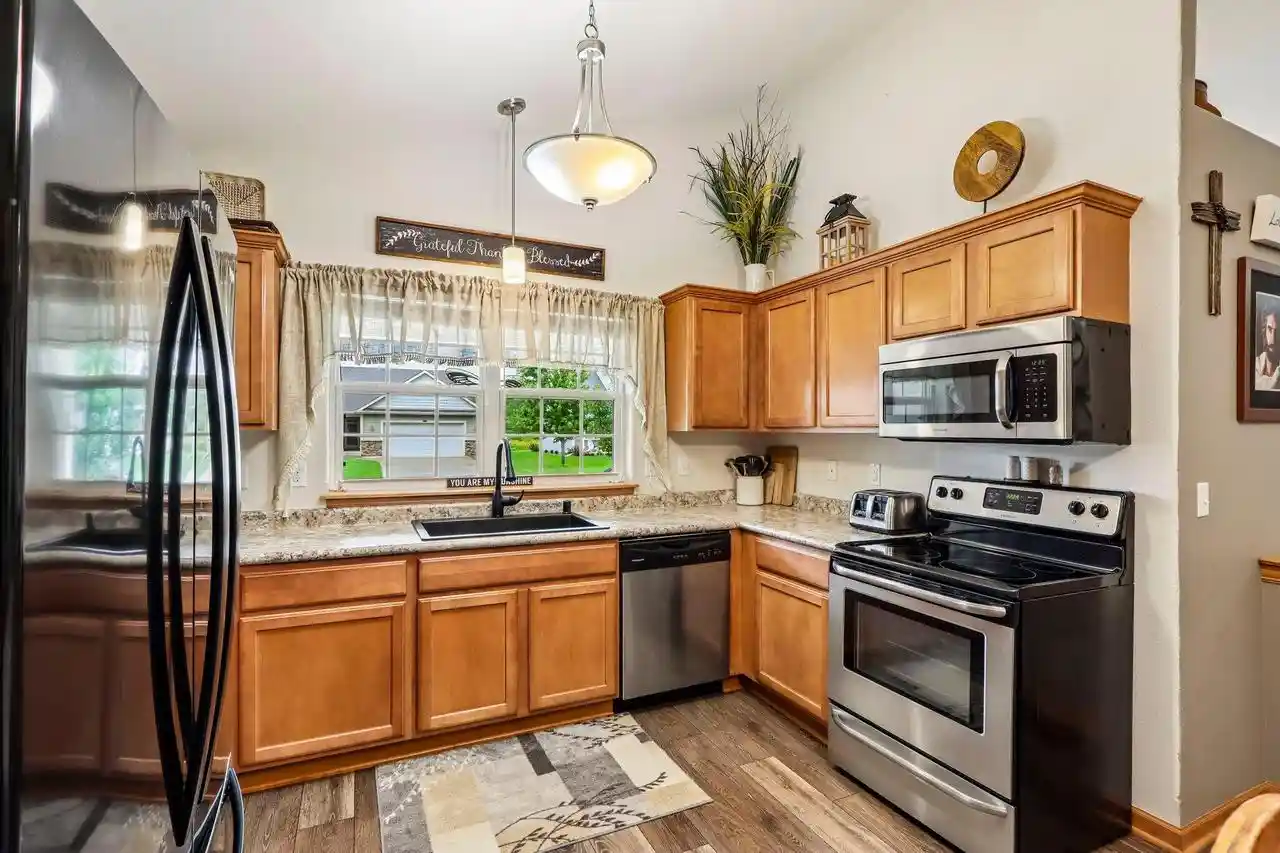 Photo 3 of Single family home for sale at 3915 Wild Ginger Way, Caledonia, WI 53126 | MLS# 1979224 | Listing updated on 2026-09-13
