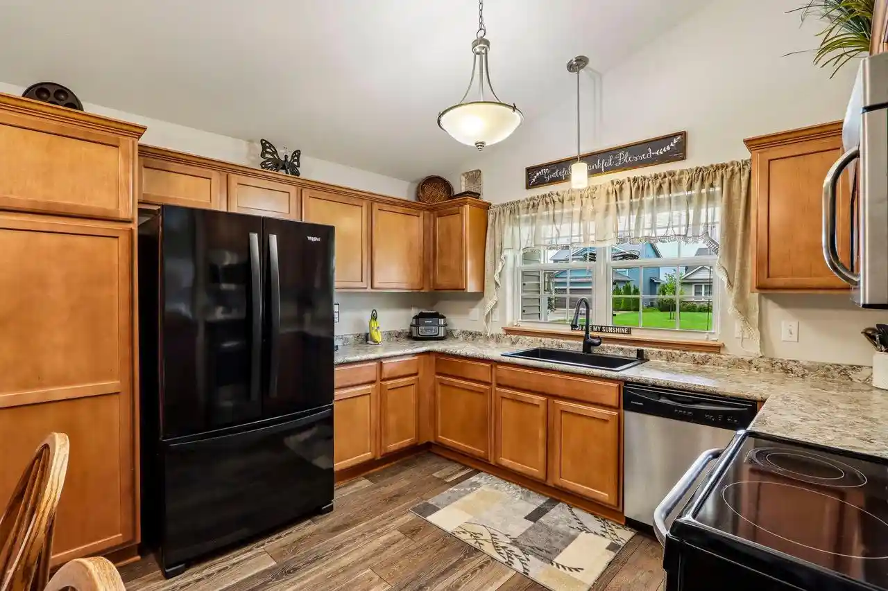 Photo 3 of Single family home for sale at 3915 Wild Ginger Way, Caledonia, WI 53126 | MLS# 1979224 | Listing updated on 2026-09-13