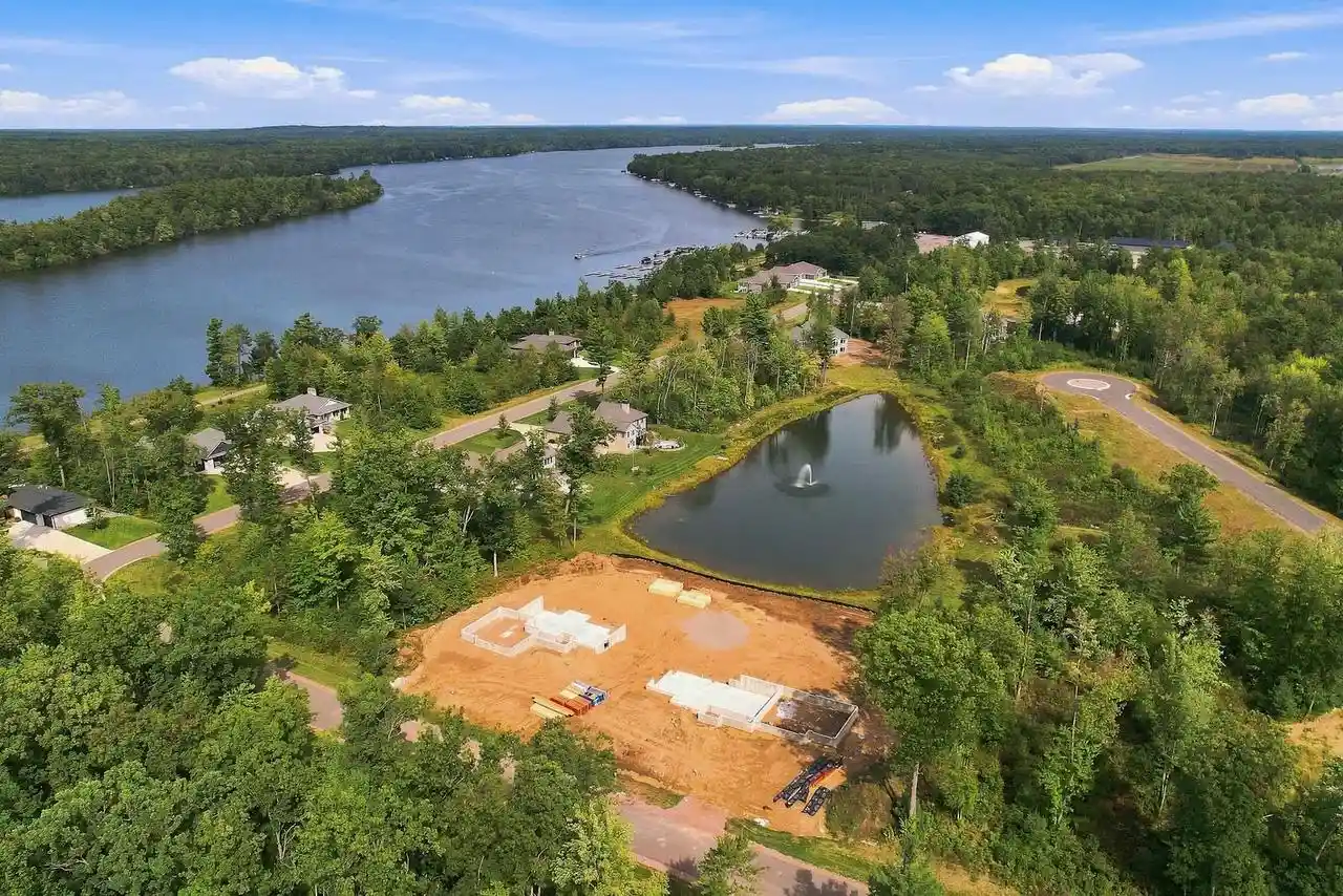 Photo 2 of Single family home for sale at 3016 Waterview Dr, Wisconsin Rapids, WI 54494 | MLS# 22604381 | Listing updated on 2026-09-05