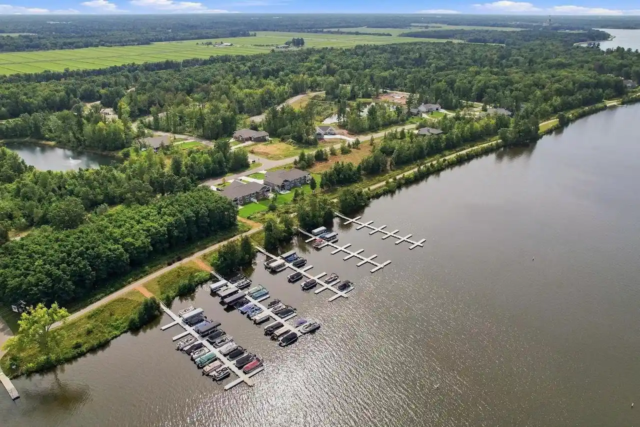 Photo 4 of Single family home for sale at 3016 Waterview Dr, Wisconsin Rapids, WI 54494 | MLS# 22604381 | Listing updated on 2026-09-05