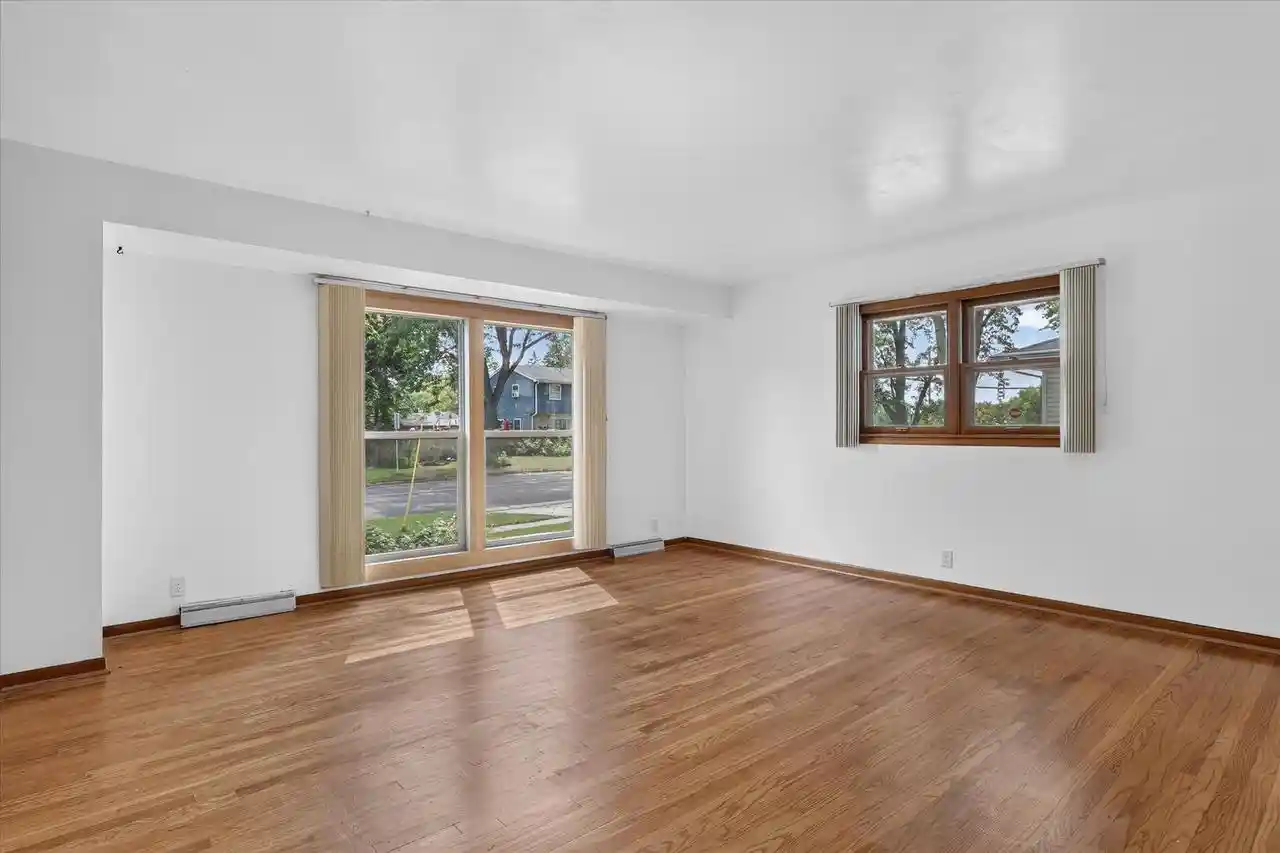 Photo 3 of Single family home for sale at 1809 Burton St, Beloit, WI 53511 | MLS# 2032028 | Listing updated on 2026-09-14