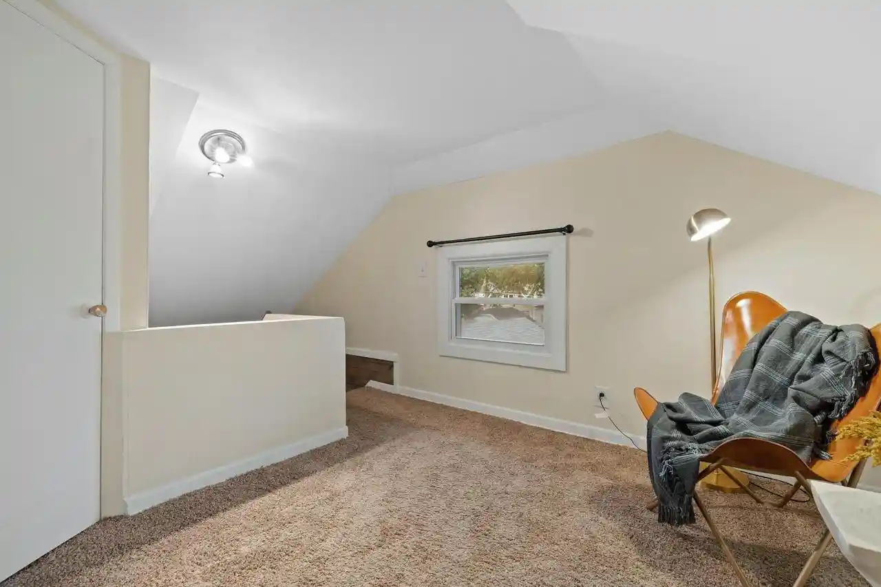 Photo 4 of Single family home for sale at 929 Monroe Ave, Racine, WI 53405 | MLS# 1979235 | Listing updated on 2026-09-11