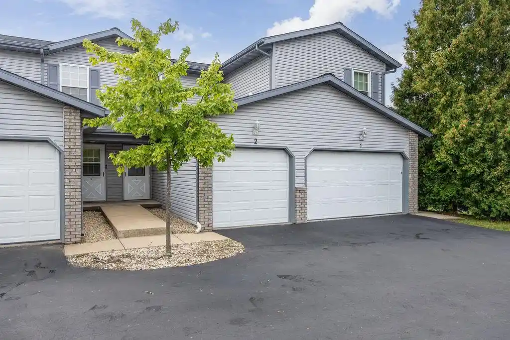 Photo 1 of Condo for sale at 902 N Thompson Dr #2, Madison, WI 53704 | MLS# 2032029 | Listing updated on 2026-09-08
