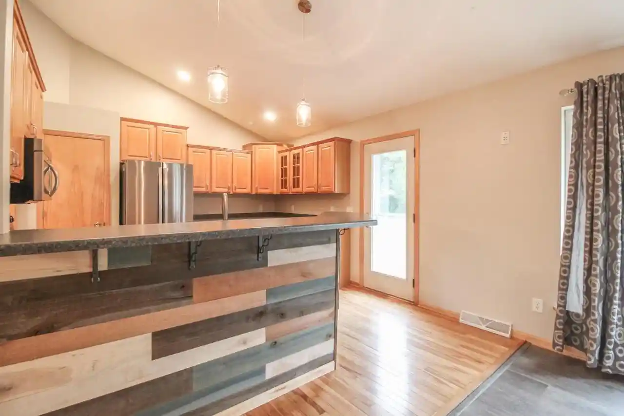 Photo 4 of Single family home for sale at 1603 Endl Blvd, Fort Atkinson, WI 53538 | MLS# 2032030 | Listing updated on 2026-09-11