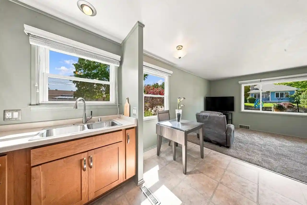 Photo 4 of Single family home for sale at 100 N Highland Ave, Thiensville, WI 53092 | MLS# 1979239 | Listing updated on 2026-09-15