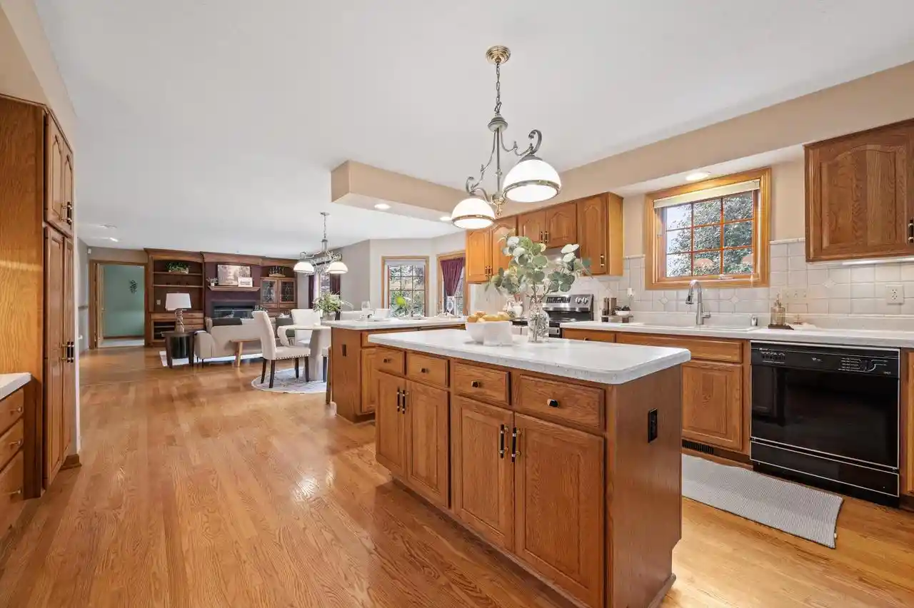 Photo 4 of Single family home for sale at W299n1828 Windridge Ct, Pewaukee, WI 53072 | MLS# 1979255 | Listing updated on 2026-09-25