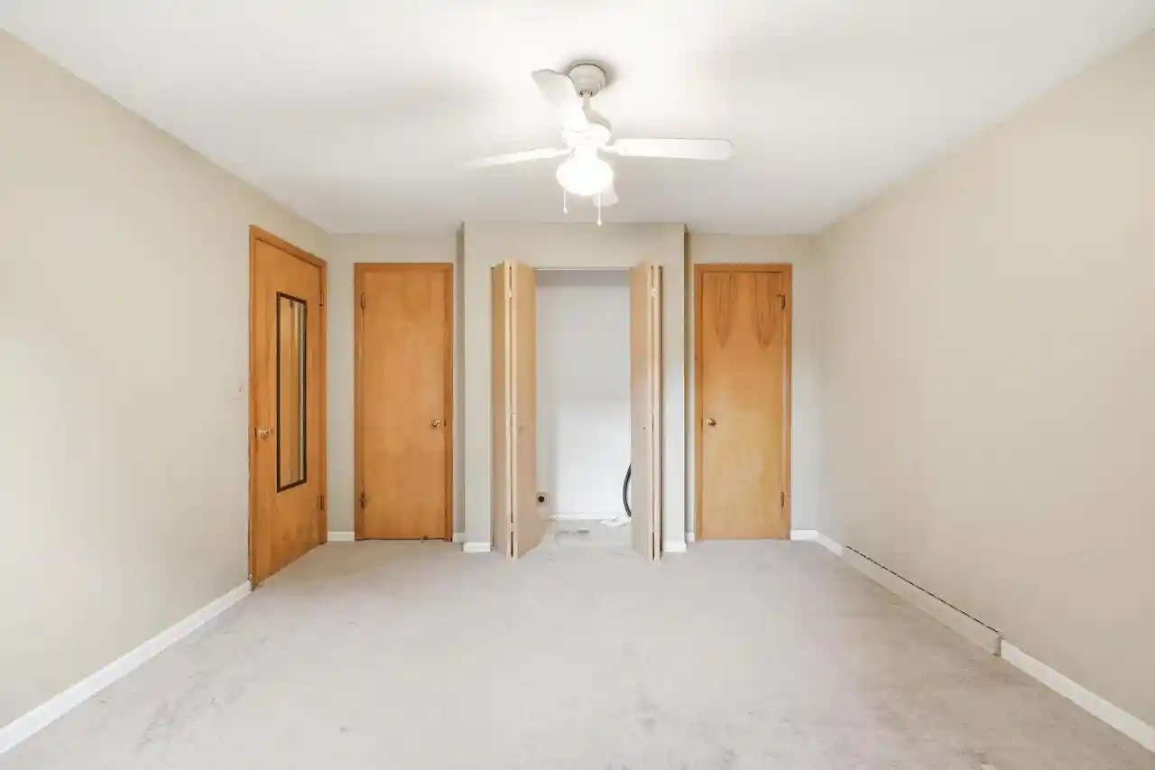 Photo 3 of Single family home for sale at 723 Roosevelt Ave, Oconomowoc, WI 53066 | MLS# 1979256 | Listing updated on 2026-09-18