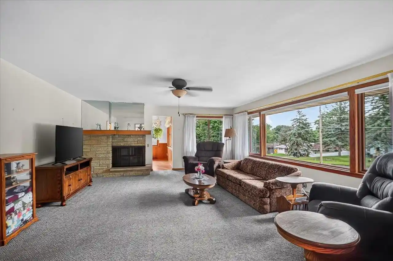 Photo 2 of Single family home for sale at 6514 Mendota Ave, Middleton, WI 53562 | MLS# 2032045 | Listing updated on 2026-09-18