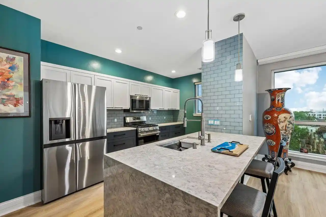 Photo 2 of Condo for sale at 1522 N Prospect Ave #603, Milwaukee, WI 53202 | MLS# 1979267 | Listing updated on 2026-09-17