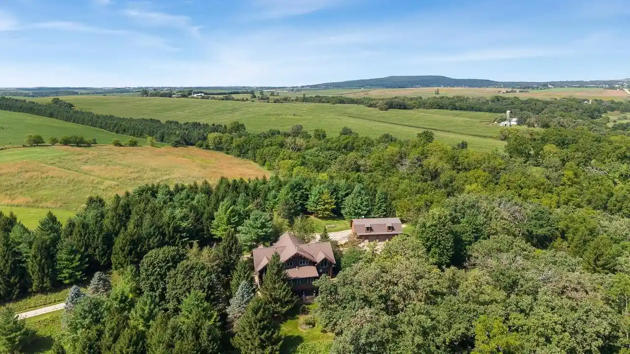 Photo 1 of Mansion for sale at 2195 County Rd Z, Blue Mounds, WI 53517 | MLS# 2032058 | Listing updated on 2026-10-09