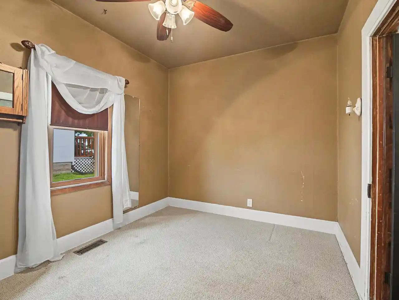 Photo 4 of Single family home for sale at 1017 12th Avenue, Monroe, WI 53566 | MLS# 2032057 | Listing updated on 2026-09-11