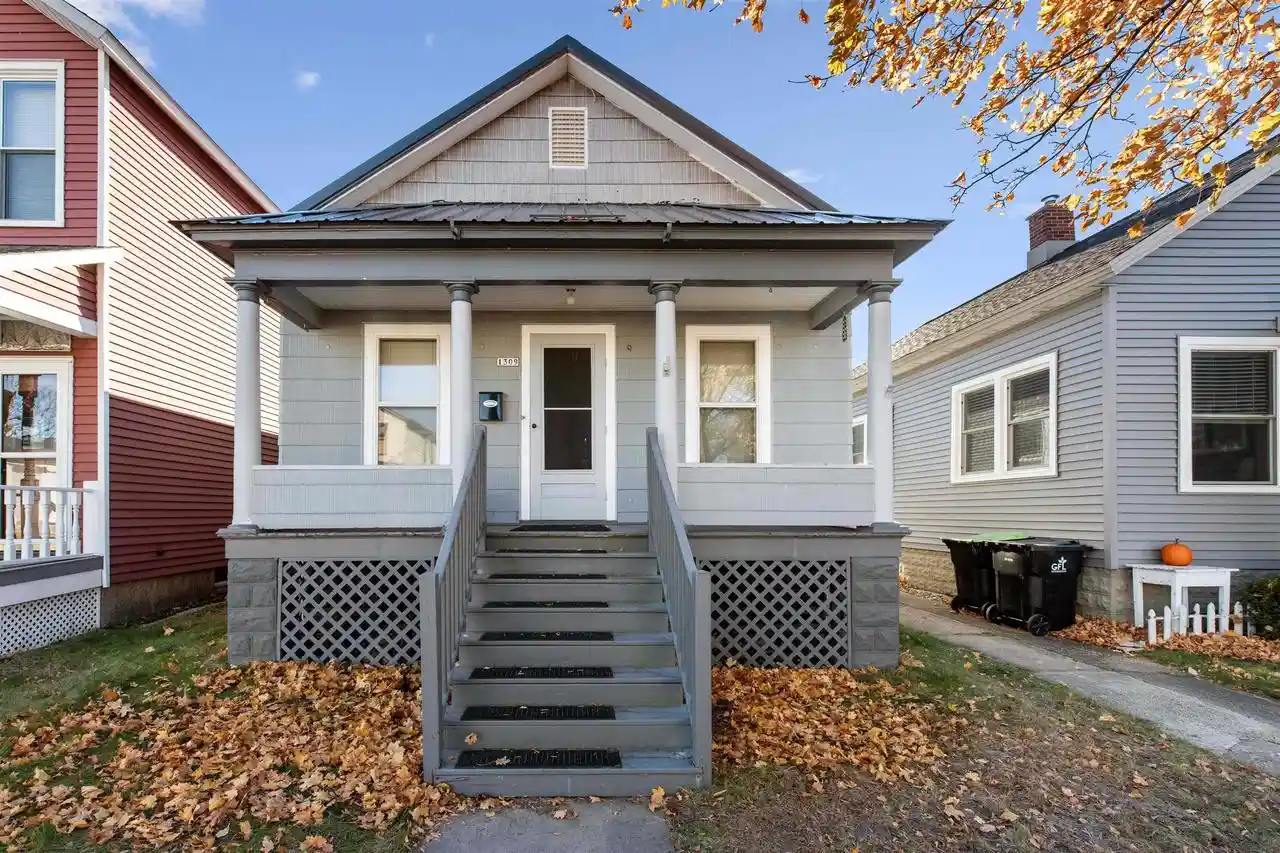 Photo 1 of Single family home for sale at 1309 15th Avenue, Menominee, MI 49858 | MLS# 50332215 | Listing updated on 2026-09-05
