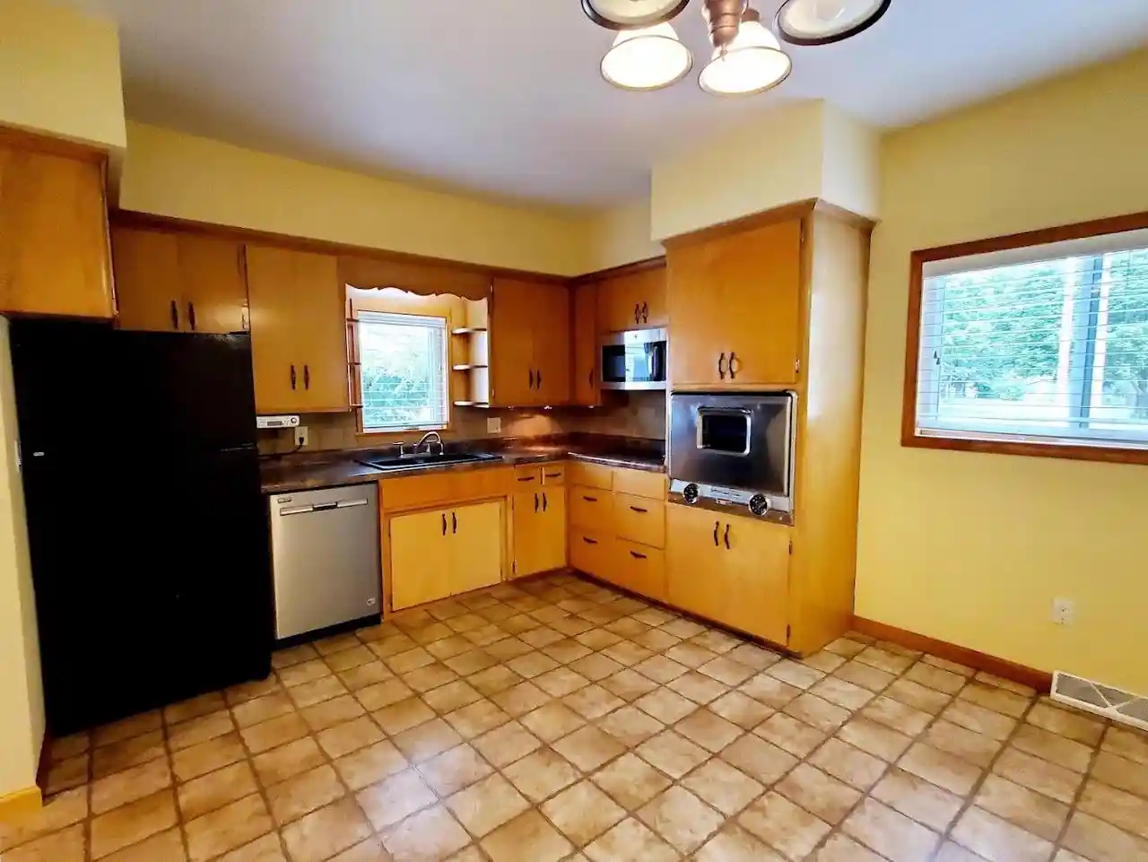 Photo 4 of Single family home for sale at 97 8th Street, Clintonville, WI 54929 | MLS# 50332214 | Listing updated on 2026-09-08