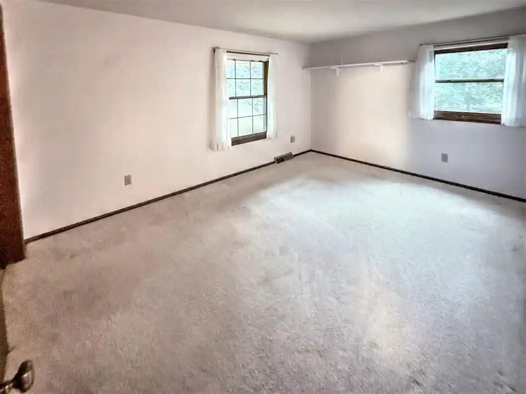 Photo 3 of Single family home for sale at 3170 Upper Woodland Dr, Colgate, WI 53017 | MLS# 1979285 | Listing updated on 2026-09-22