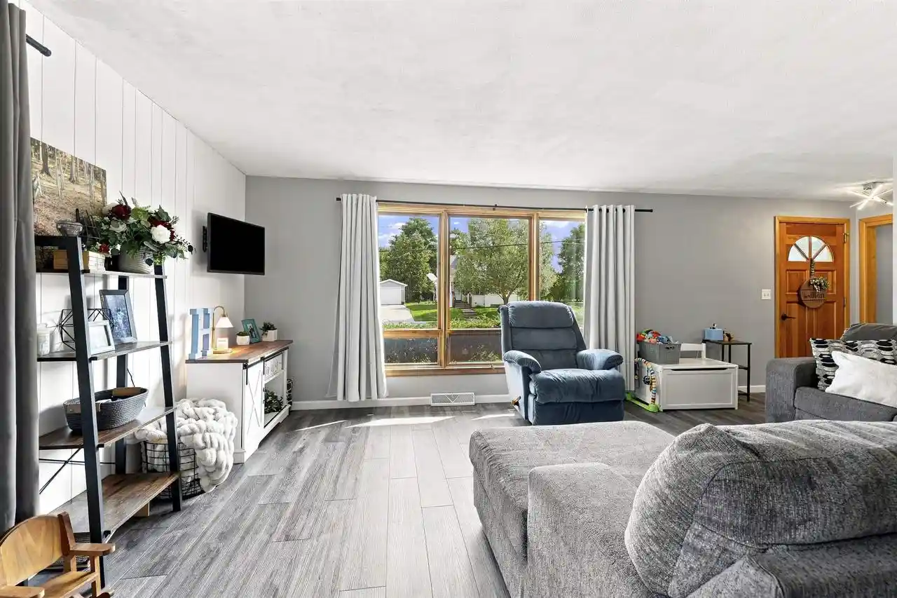 Photo 3 of Single family home for sale at 2840 Water St, Stevens Point, WI 54481 | MLS# 22604392 | Listing updated on 2026-09-09