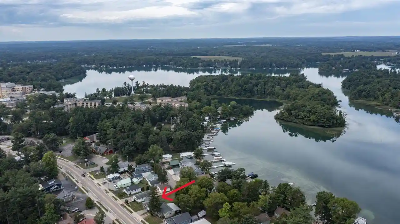 Photo 3 of Sale Pending at N2741 County Rd Qq, Waupaca, WI 54981 | MLS# 50332224 | Listing updated on 2026-09-06