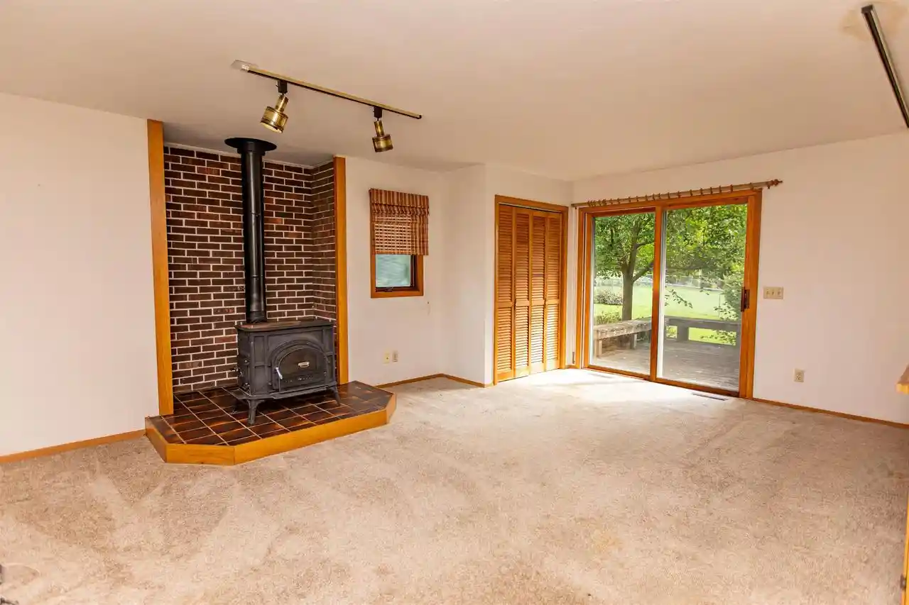 Photo 2 of Single family home for sale at 608 W Fountain St, Dodgeville, WI 53533 | MLS# 2032070 | Listing updated on 2026-10-05