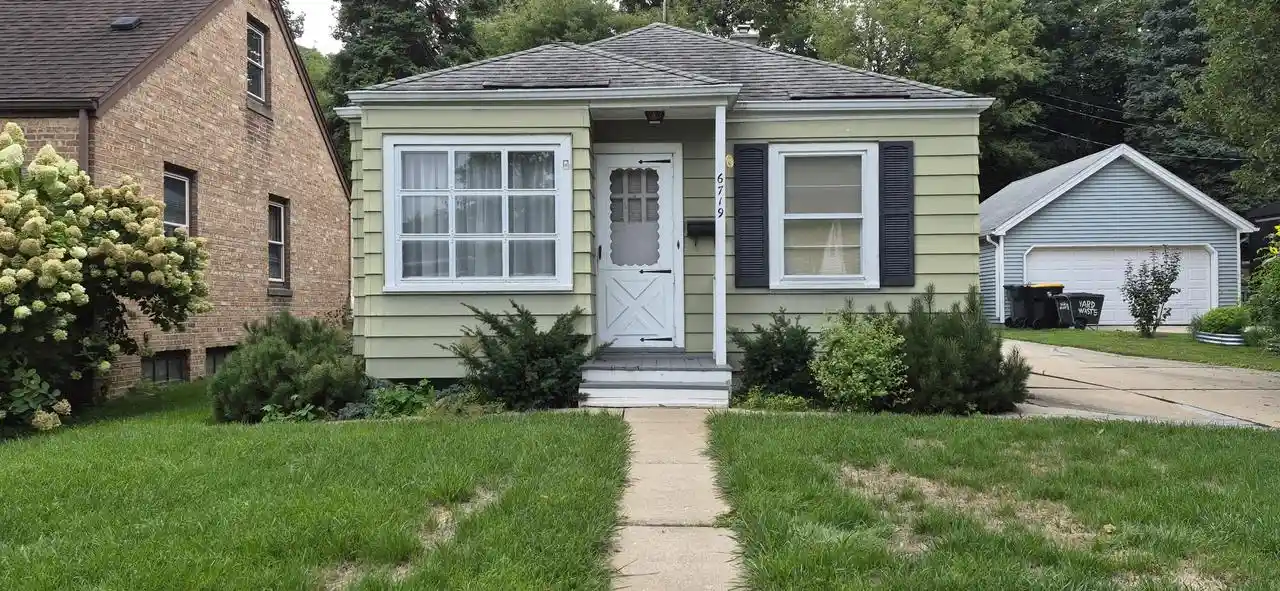 Photo 1 of Single family home for sale at 6719 Hillside Ln, Milwaukee, WI 53213 | MLS# 1979296 | Listing updated on 2026-09-09