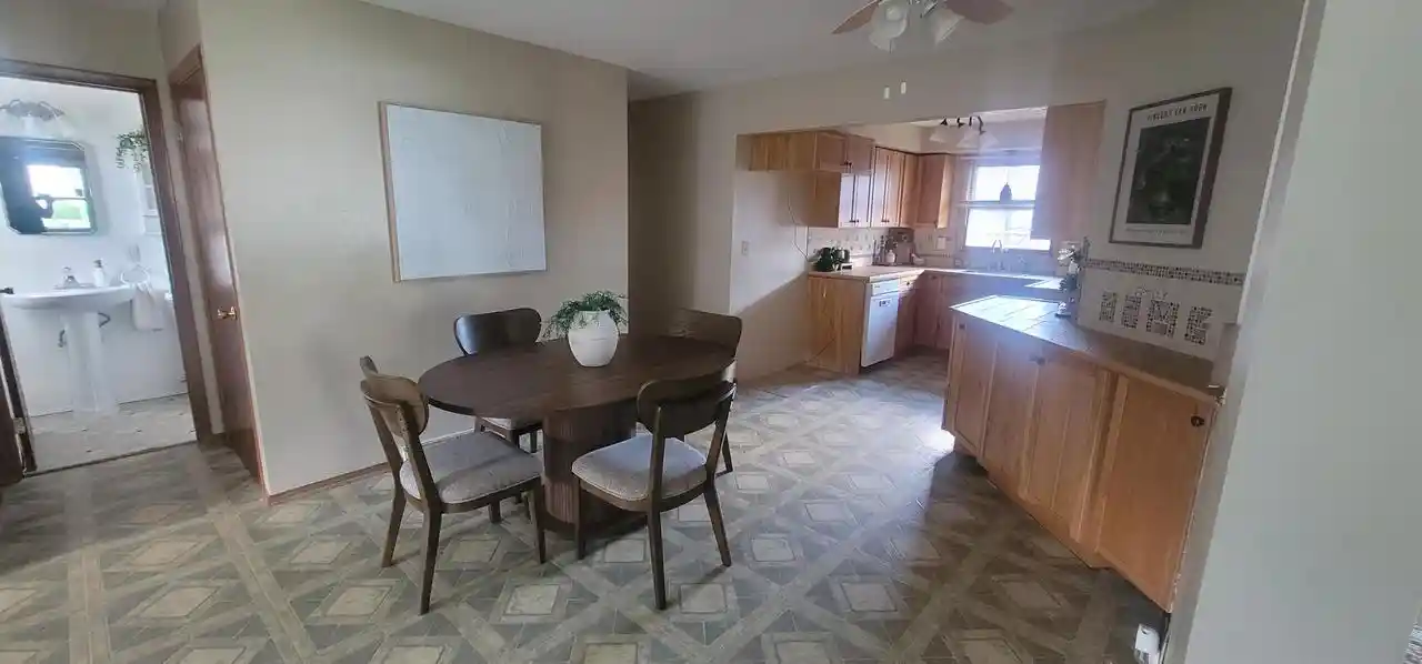 Photo 4 of Single family home for sale at 3208 15th Avenue, South Milwaukee, WI 53172 | MLS# 1979300 | Listing updated on 2026-09-10