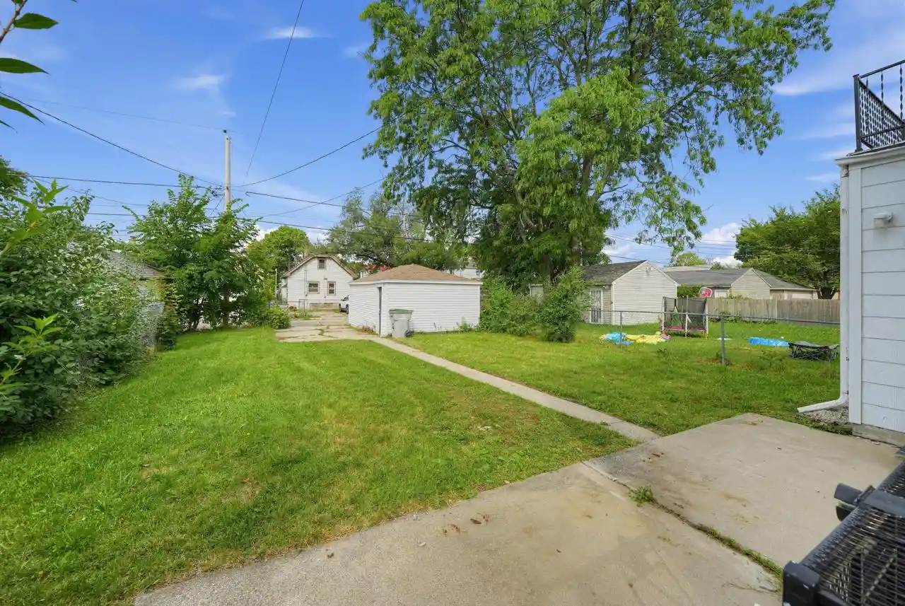 Photo 2 of Single family home for sale at 4643 N 40th Street, Milwaukee, WI 53209 | MLS# 1979306 | Listing updated on 2026-09-04