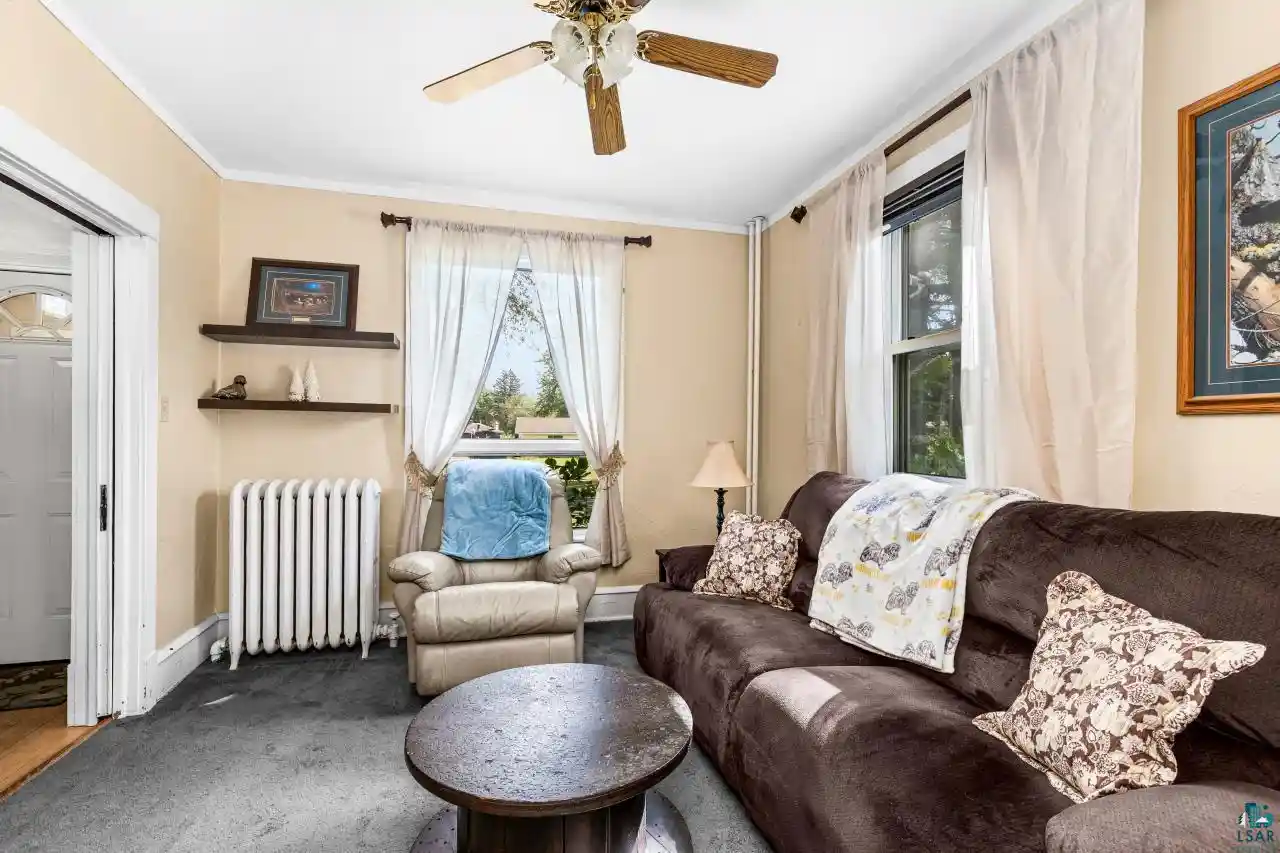 Photo 3 of Single family home for sale at 1915 Maryland Ave, Superior, WI 54880 | MLS# 6127820 | Listing updated on 2026-09-04