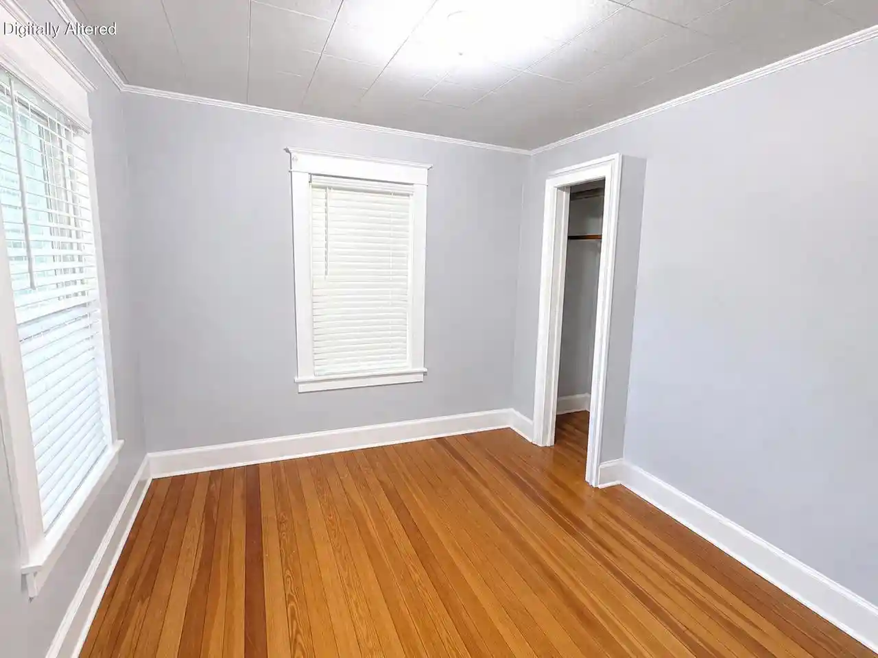 Photo 2 of Single family home for sale at 164 Dewey Ave, Fontana, WI 53125 | MLS# 1979322 | Listing updated on 2026-09-13