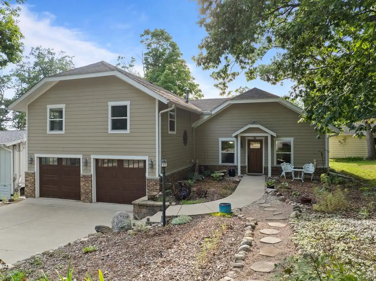 Photo 1 of Single family home for sale at 98 Lincoln Pkwy, Williams Bay, WI 53191 | MLS# 1979323 | Listing updated on 2026-09-08