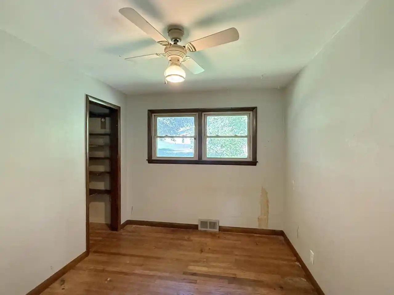 Photo 3 of Single family home for sale at 370 Allen Rd, Waukesha, WI 53186 | MLS# 1979332 | Listing updated on 2026-09-11