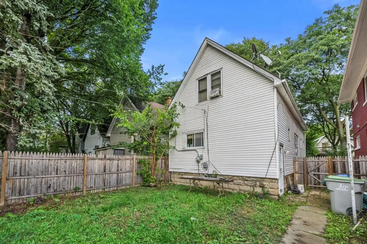 Photo 3 of Single family home for sale at 3127 N 39th Street, Milwaukee, WI 53216 | MLS# 1979335 | Listing updated on 2026-09-11