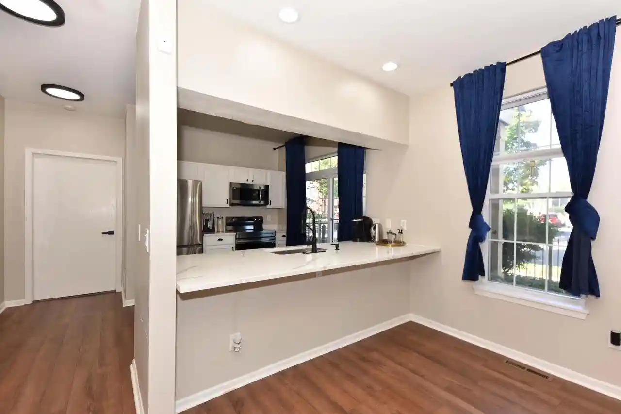 Photo 2 of Condo for sale at 339 W Vine St, Milwaukee, WI 53212 | MLS# 1979345 | Listing updated on 2026-09-11