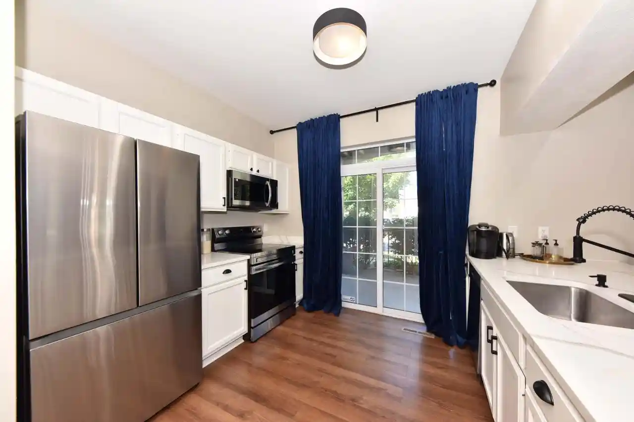 Photo 3 of Condo for sale at 339 W Vine St, Milwaukee, WI 53212 | MLS# 1979345 | Listing updated on 2026-09-11