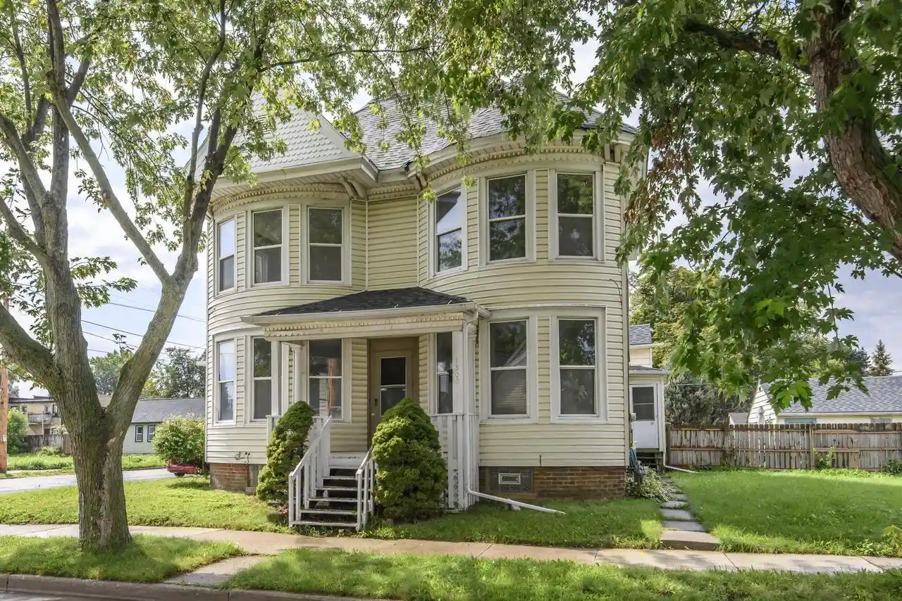 Photo 1 of Single family home for sale at 1300 Buchanan St, Racine, WI 53402 | MLS# 1979350 | Listing updated on 2026-09-10