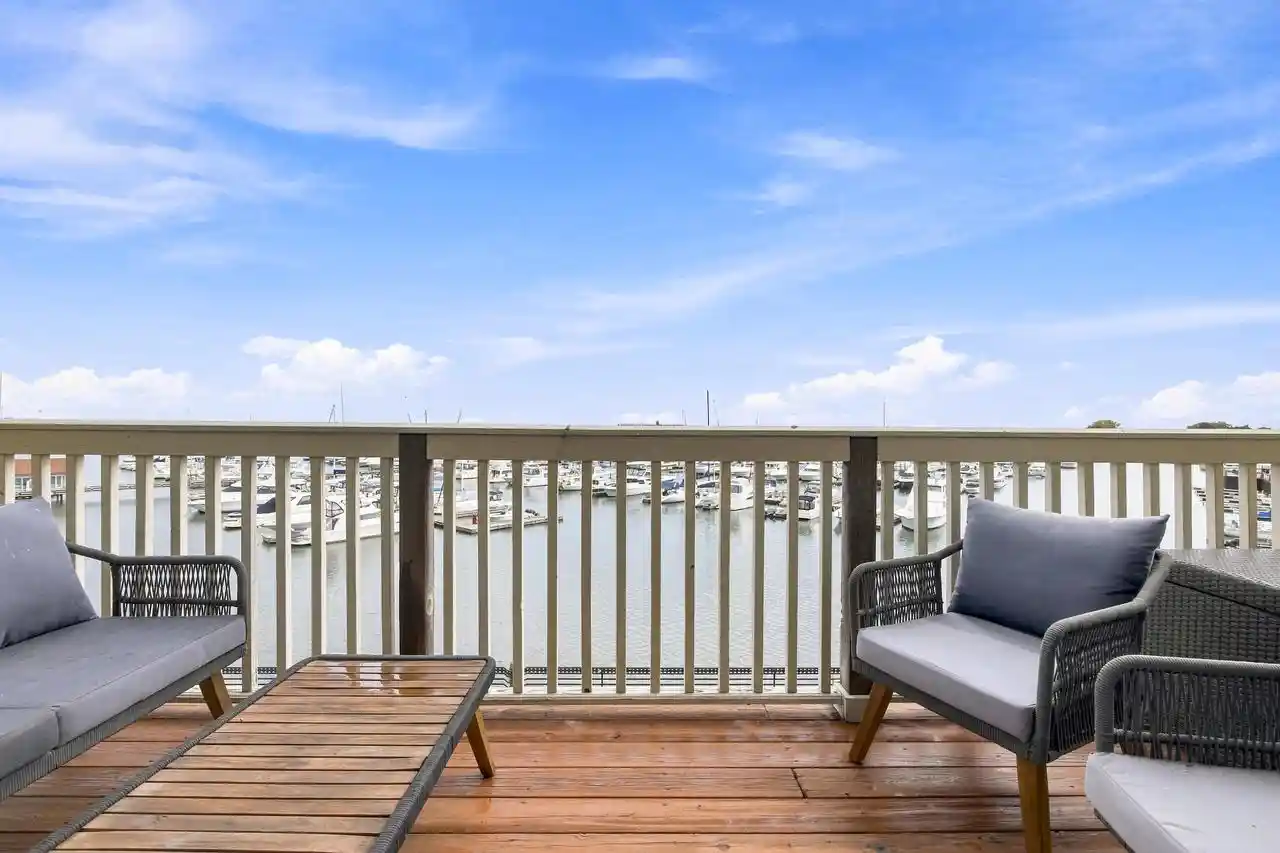 Photo 3 of Condo for sale at 4 Gaslight Dr #307, Racine, WI 53403 | MLS# 1979352 | Listing updated on 2026-09-13