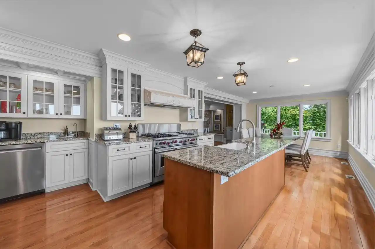 Photo 2 of Single family home for sale at 1530 Lake Shore Dr, Lake Geneva, WI 53147 | MLS# 1979354 | Listing updated on 2026-09-21