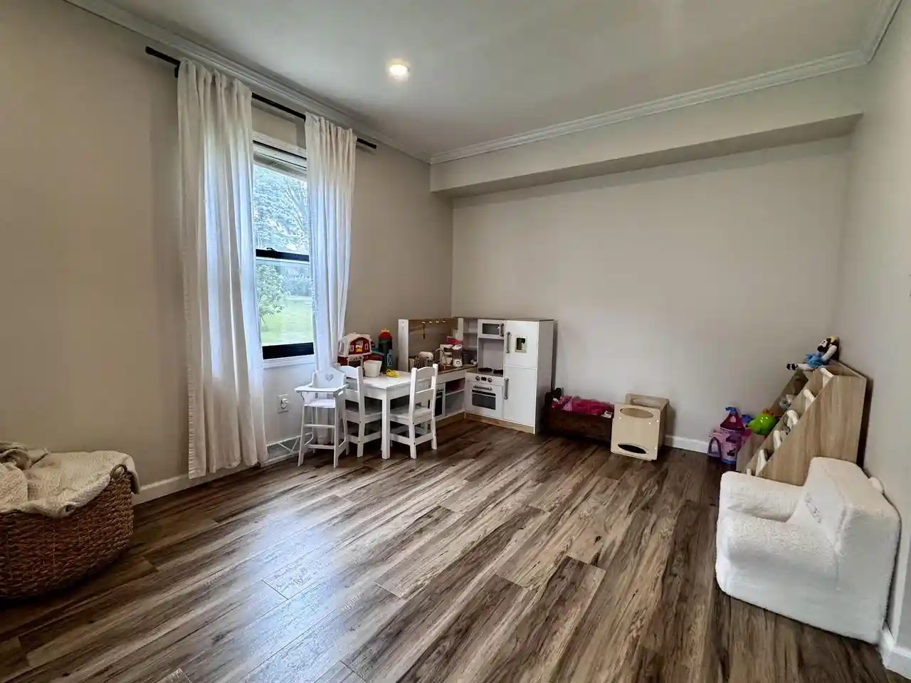 Photo 3 of Single family home for sale at 1115 Hiawatha Dr, Beaver Dam, WI 53916 | MLS# 2032097 | Listing updated on 2026-09-21