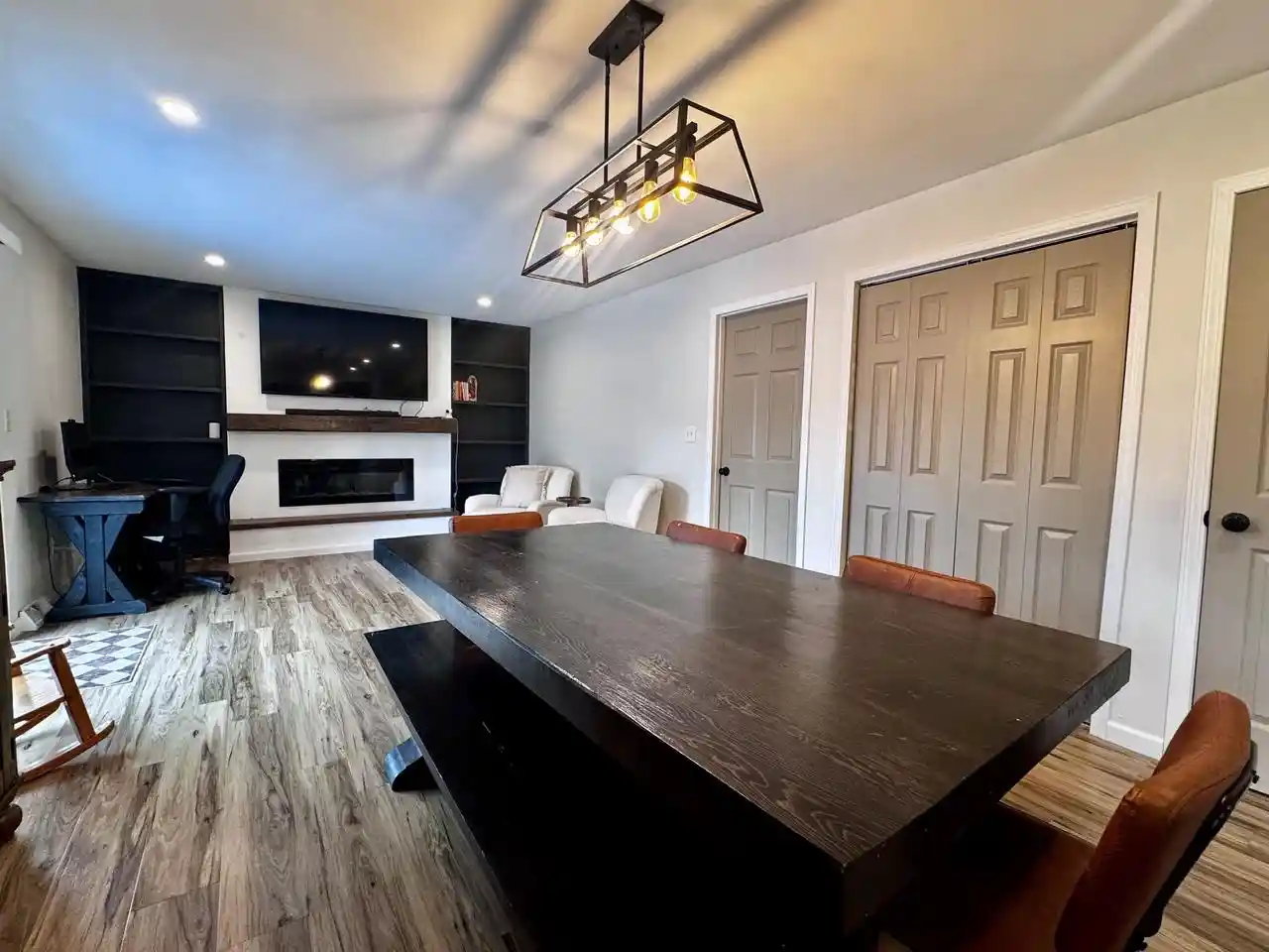 Photo 4 of Single family home for sale at 1115 Hiawatha Dr, Beaver Dam, WI 53916 | MLS# 2032097 | Listing updated on 2026-09-21